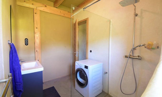 Ormoz House | Hisa Vukan - Eco House amongst the grapes with Sauna