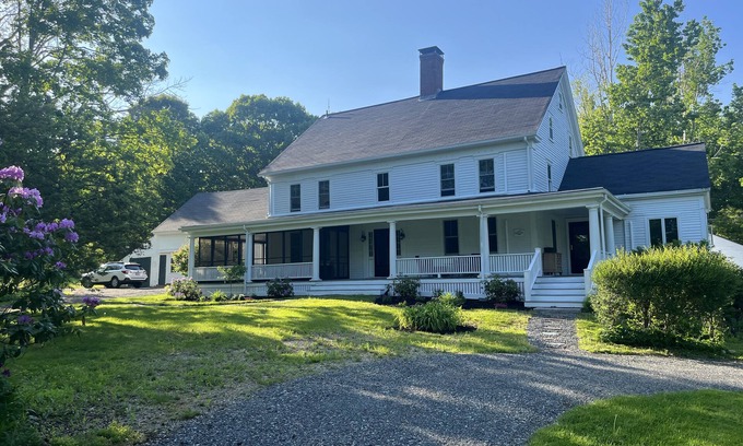 York House | Historic Country Estate minutes from the Beach