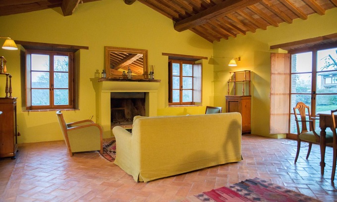 Amelia House | Historic, fully restored Borgo with little church, nature and lake