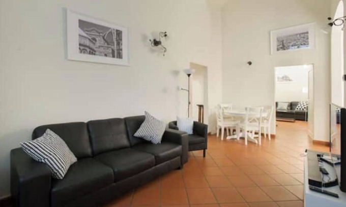 San Niccolo House | Historic Palazzo, Central Location, 1 bedrooms