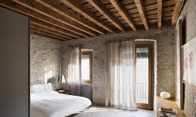 Barri Vell House | Historical stone house renovated with modern style