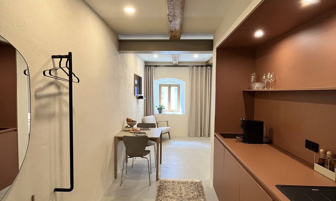 Windischeschenbach Apartment | Hochwertig Eingerichtetes Appartement im Herzen von Windischeschenbach