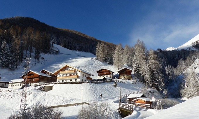 Lappago Apartment | Holiday apartment Mühlwald (Selva dei Molini) for 1 - 8 persons with 3 bedrooms - Holiday apartment