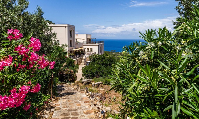 Isola del Giglio Apartment | Holiday Apartment 'Panoramica' with Sea View, Terrace & Wi-Fi