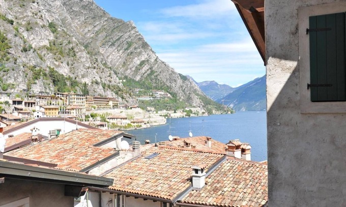 Limone sul Garda Apartment | Holiday apartment Limone sul Garda for 1 - 4 persons with 2 bedrooms - Holiday apartment
