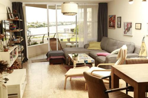 Lagoon Beach Apartment | Holiday Apartment by the Beach