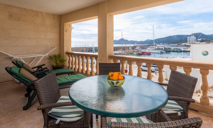 Es Pelats Apartment | Holiday "Apartment Maritim" with Sea View, Mountain View, Wi-Fi & Terrace