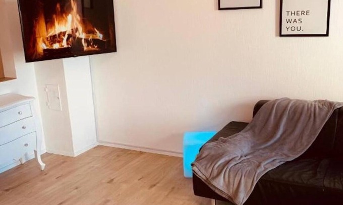 Salzweg Apartment | Holiday Apartment "Felix Living 5" with Terrace & Wi-Fi