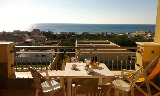 Triscina Apartment | Holiday apartment Triscina for 1 - 2 persons with 1 bedroom - Row house