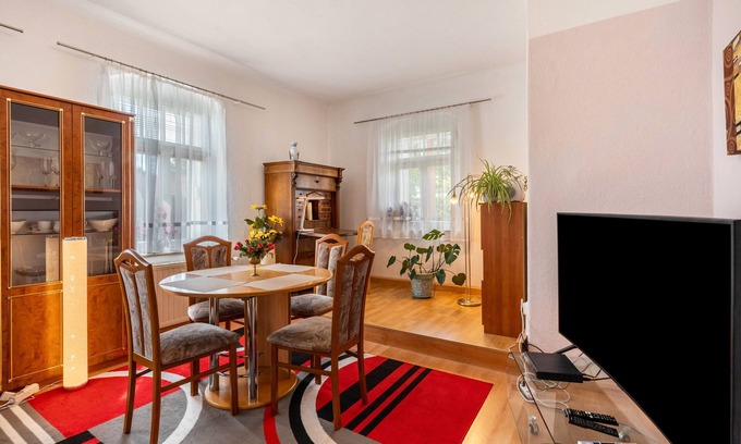 Moritzburg Apartment | Holiday Apartment with Pool - Moritzburg, with Private Terrace and Wi-Fi