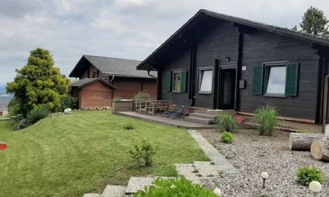 Windorf Cabin | Holiday cottage near Passau/Pullman City