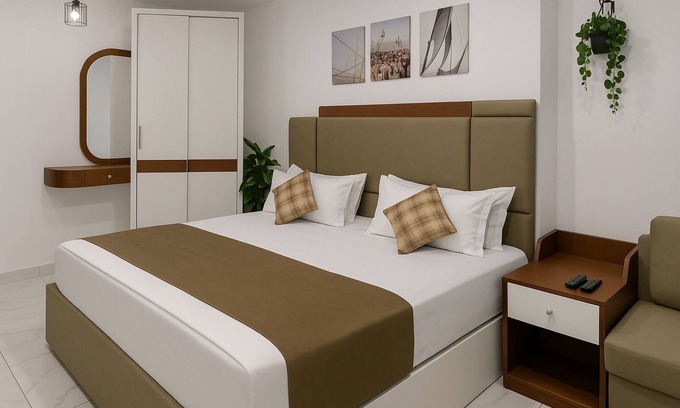 Port Said Ski Chalet | Holiday Flat by Beach