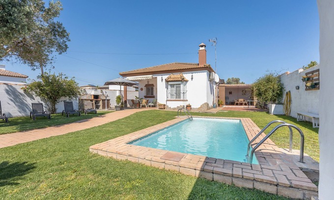 Los Franceses-la Vega House | Holiday Home 'El Olivo' with Private Pool, Wi-Fi and Air Conditioning