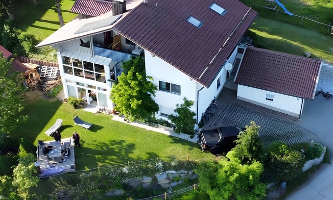 Grainet Apartment | Holiday flat ‘Grabmeier - Number 2’ with mountain view, balcony and Wi-Fi