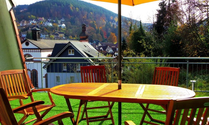 Schramberg Apartment | Holiday flat "Villa Fink attic" with mountain view, private balcony, private terrace and Wi-Fi