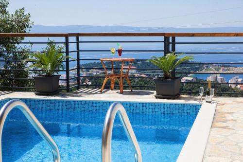 Makarska House | Holiday home Bartul