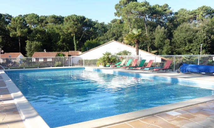 La Palmyre House | Holiday Home Bois d'Eleis-2 by Interhome