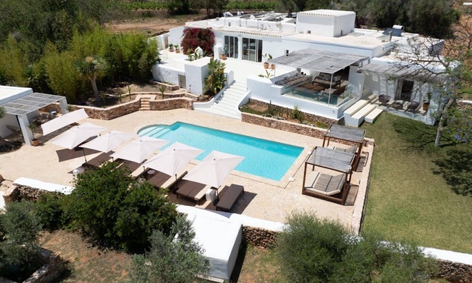 Santa Gertrudis House | Holiday Home 'Can Tunio , Santa Gertrudis' with Mountain View, Wi-Fi and Air Conditioning