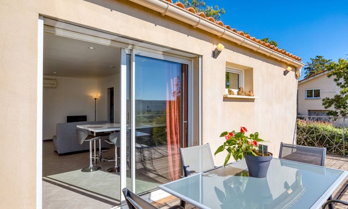 Le Bosc House | Holiday Home 'Entière Évasion Nature' with Mountain View, Wi-Fi and Air Conditioning