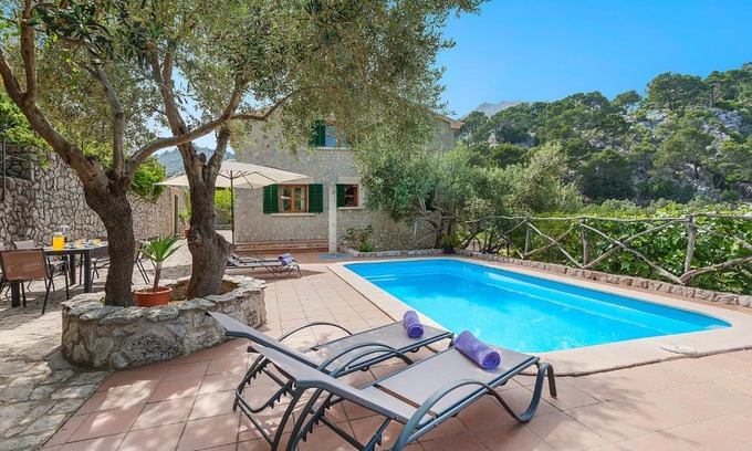 Selva House | Holiday Home Es Barracar by Interhome