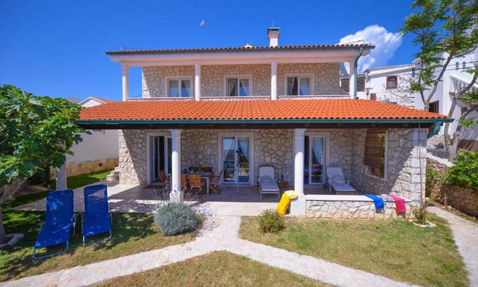 Zubovici House | Holiday Home Fiola