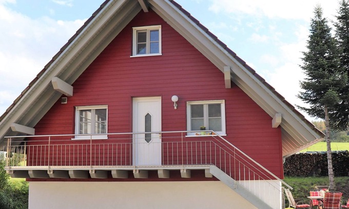 Seelbach House | Holiday Home 'Grassertblick' with Private Terrace and Wi-Fi