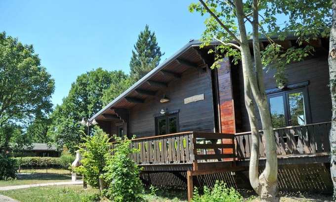 Hour House | Holiday Home in Houyet near Royal Castle