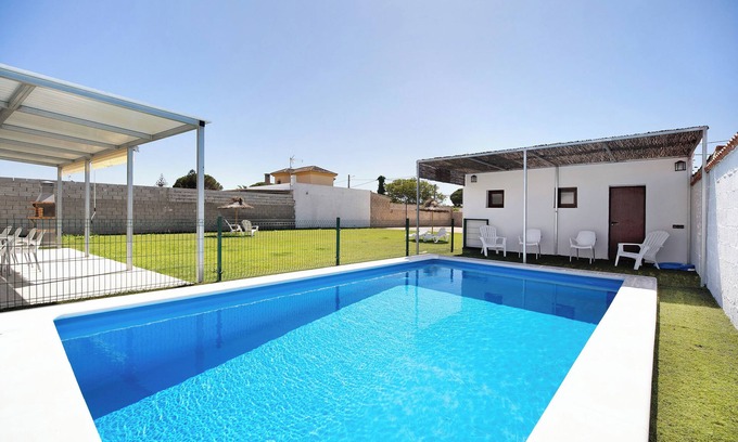 Los Franceses-la Vega House | Holiday Home 'Juliaana' with Private Pool, Private Terrace and Air Conditioning