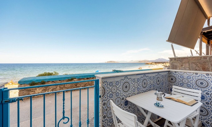 Palermo House | Holiday Home 'Marina' with Sea View, Wi-Fi and Air Conditioning