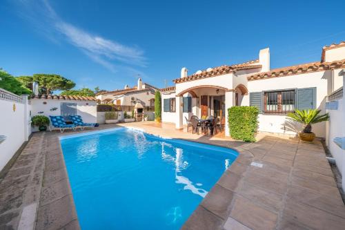 L'Escala Villa | Holiday Home Mila