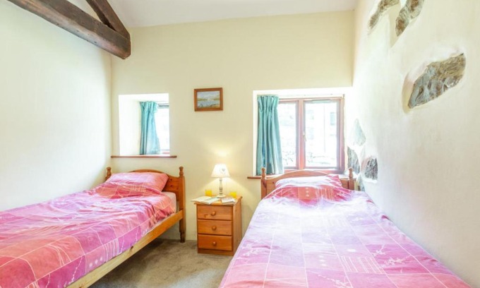 Llanrug House | Holiday Home Ty Llan by Interhome