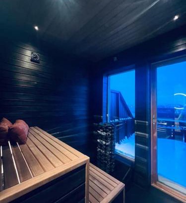 Sommarøy Villa | Holiday home with sauna in the Arctic Caribbean, Tromsø