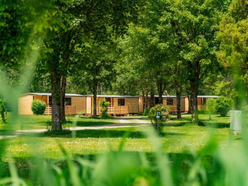 Muhldorf House | Holiday Home Wood Cube by Interhome