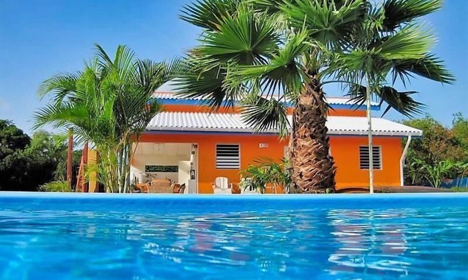 Soto House | Holiday house Sint Willibrordus for 2 - 6 persons with 3 bedrooms - Holiday home