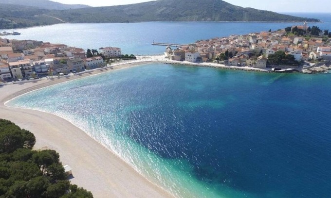 Blizna Donja House | Holiday house Pax - with pool: - Marina, Riviera Trogir, Croatia