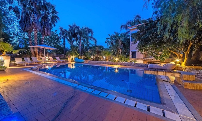 Villa Grazia di Carini House | Holiday house Villa Guarino for 1 - 6 persons with 3 bedrooms - Holiday house