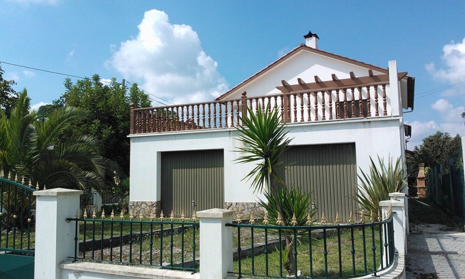 Pombal Cottage | Holiday villa in the center of the village