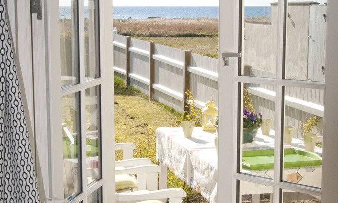 Lerberget House | Holidays in an old fishing village 75 meters from the west coast beach