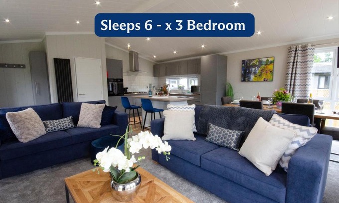 Ryther Cabin | Hollicarrs - Lilypad Lodge