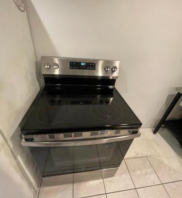 Dix Hills Apartment | Hollow high hill Ranch retreat