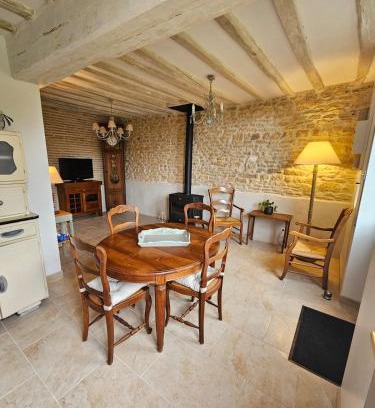 Sainpuits House | Holy Cottage