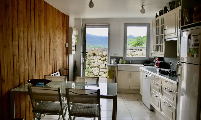 Roquefixade House | Home and garden located in village character - panoramic view