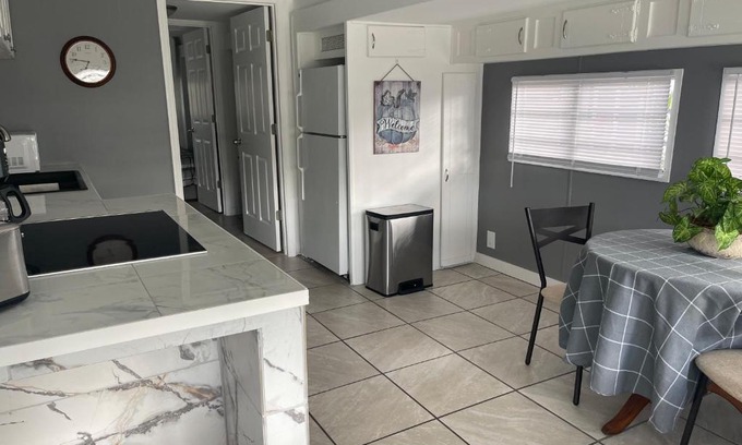 Bayshore Gardens Resort | Home in Arbor Terrace Resort