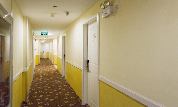 Zhong Shan Hotel | Home Inn Dalian Jinzhou Railway Station Stadium