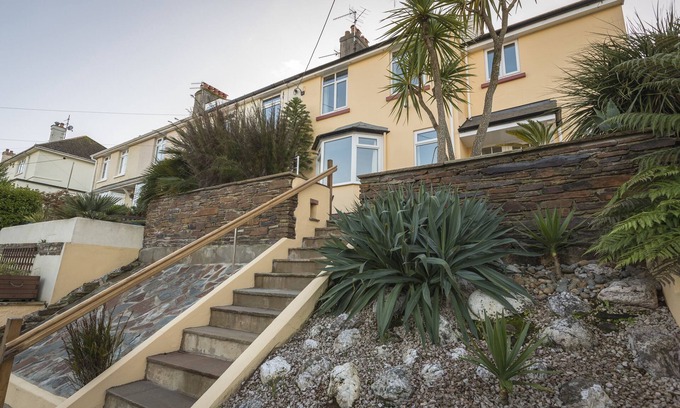 Salcombe House | HOME, pet friendly, with a garden in Salcombe