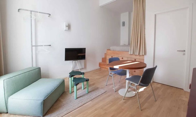 Postel Apartment | Homerez - Apartment in Saint-Gilles