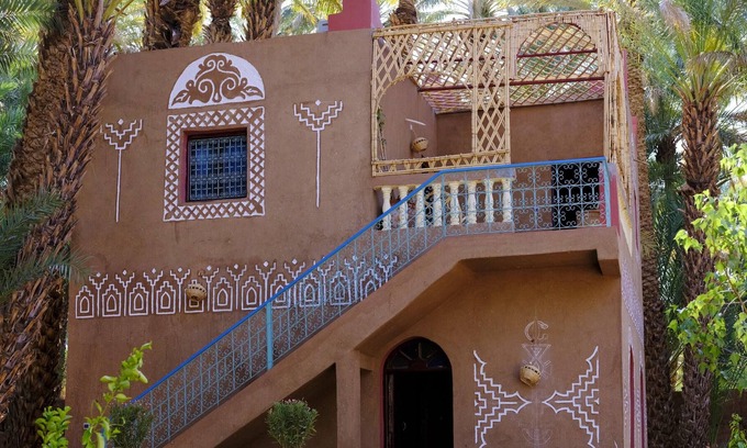 Amezrou House | Homerez - Big house for 10 ppl. with shared pool and terrace at Zagora