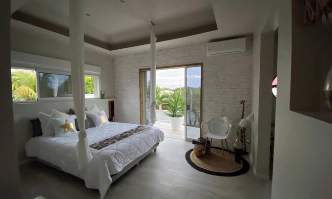 Le Moule House | Homerez - Charming House in Le Moule with Jacuzzi