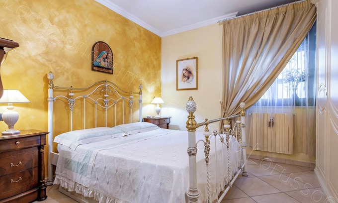 Barletta Apartment | Homerez - Chic Apartment in Barletta - Sunny Terrace