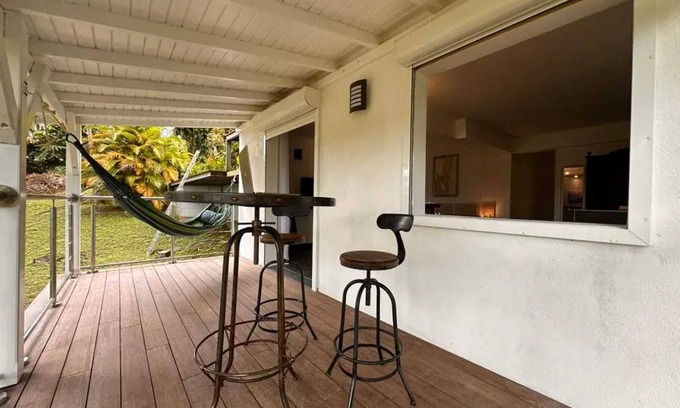 Petit-Bourg Apartment | Homerez - Cozy Studio in Petit-Bourg with Terrace 30 m²